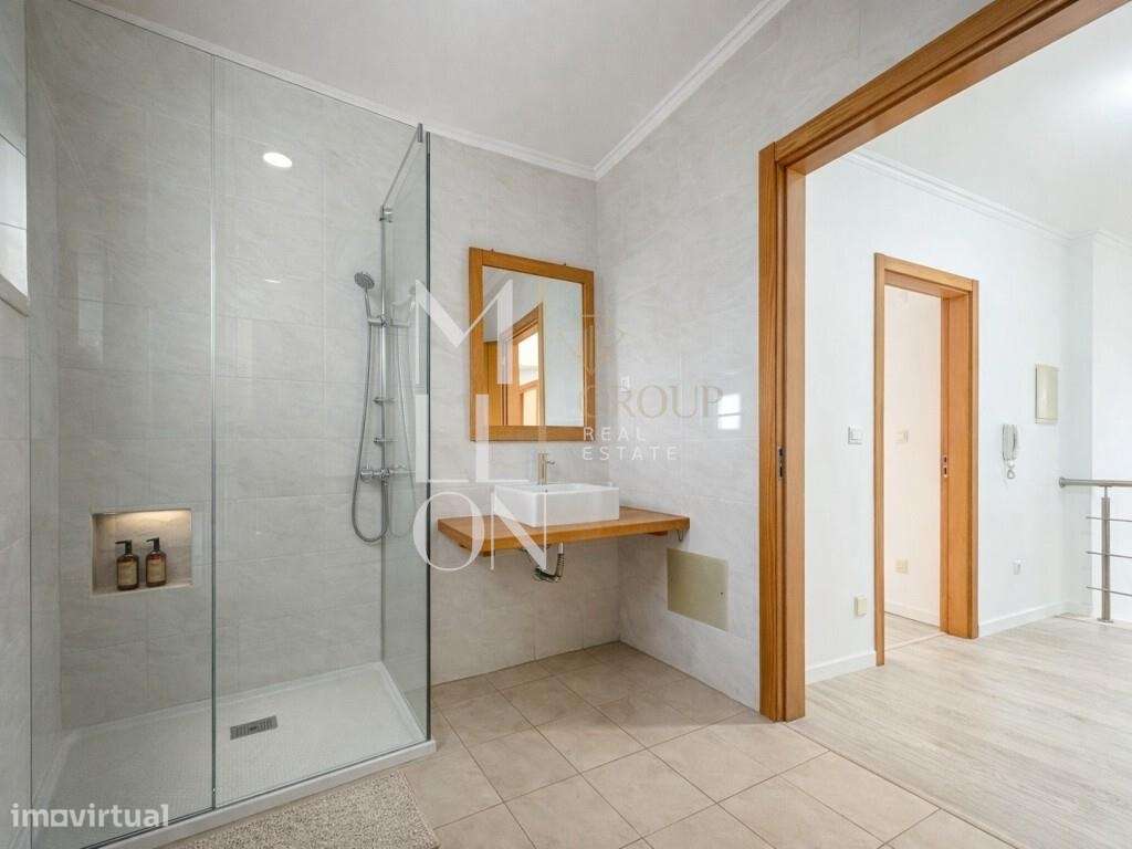 MORADIA T5 RENOVADA | GARAGEM 100 m2 | PRONTA A HABITAR – FEIJÓ-42