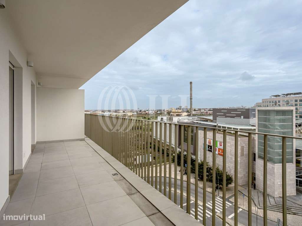 Apartamento T1 com varanda e garagem, no Jaba, Barreiro - Grande imagem: 2/30