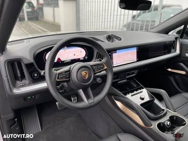 Porsche Cayenne Coupe S E-Hybrid Tiptronic S - 8