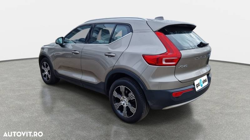 Volvo XC 40 - 7