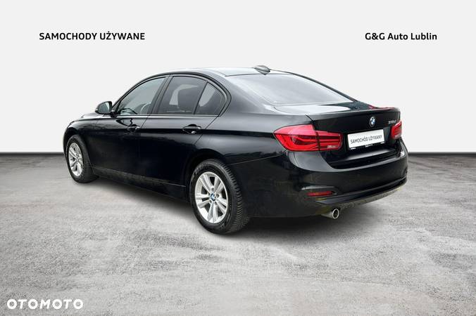 BMW Seria 3 318d Sport Line - 3