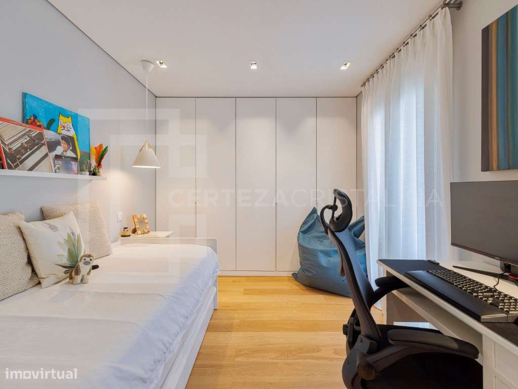 Moradia de Charme com Design Contemporâneo e Espaço Exterior | Cent...-21