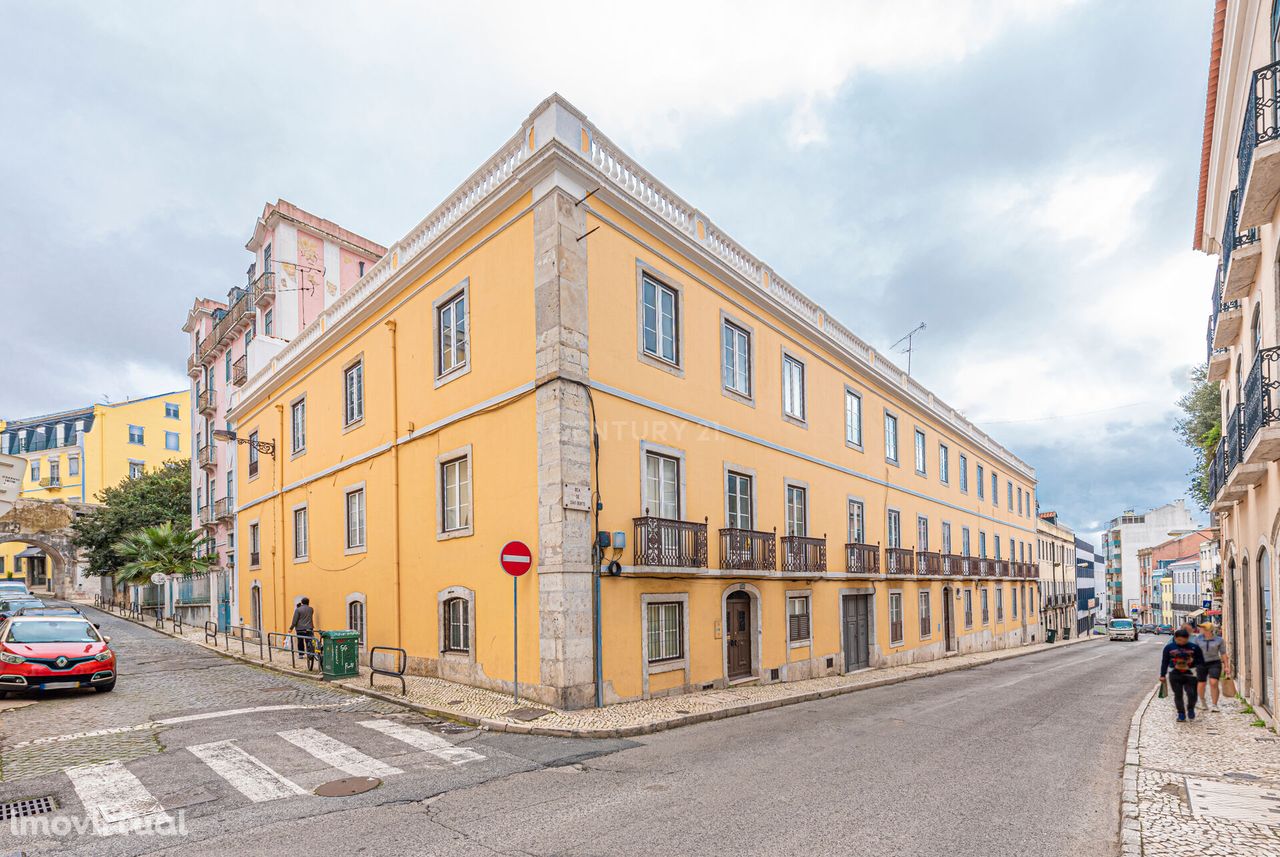 Apartamento localizado na Rua de São Bento