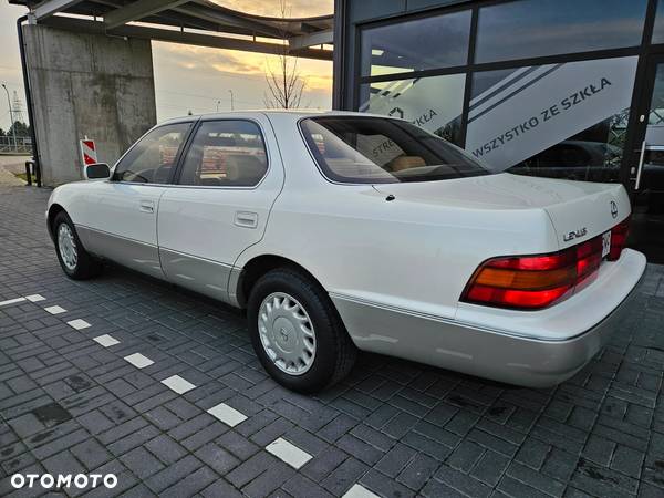 Lexus LS 400 - 7