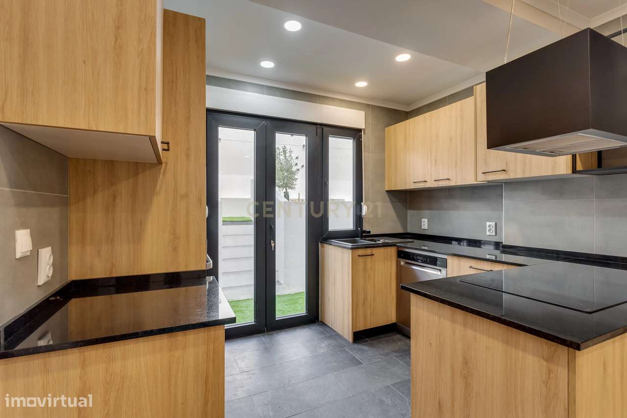 A casa mais linda com jardim em Paço de Arcos!! - Grande imagem: 4/23