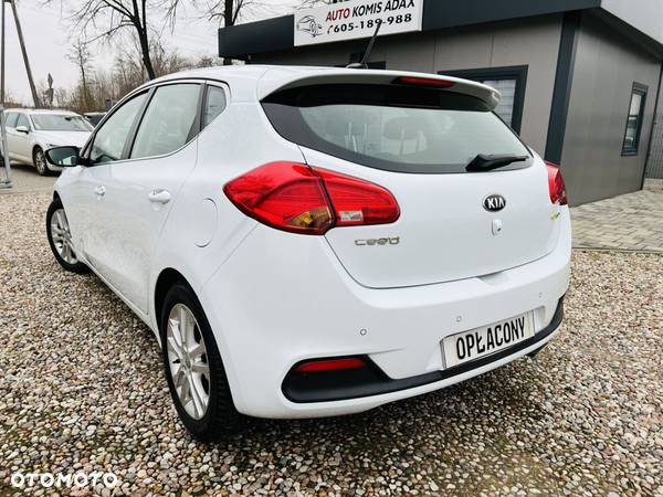 Kia Ceed - 16