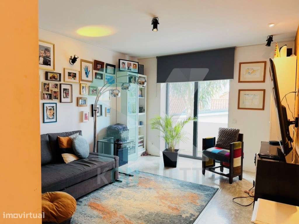 Moradia T3 + T2 em São João do Estoril - Alapraia-16