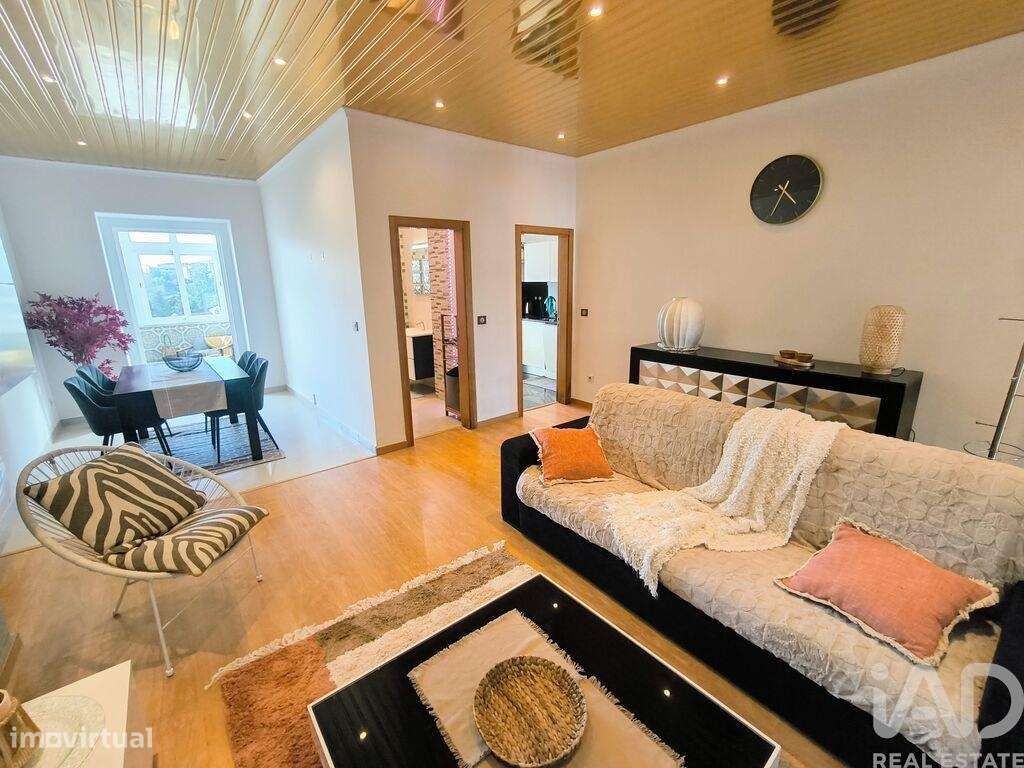 Apartamento T2 em São Domingos De Benfica de 85,00 m2 - Grande imagem: 3/22