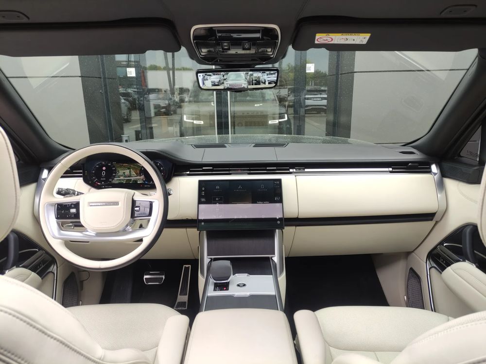 Land-Rover Range-Rover 4.4 V8 P535 Autobiography 530 KM — zdjęcie 7