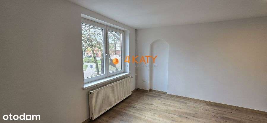 _Lokal po generalnym remoncie_2 poziomy - Pełny obrazek: 4/20