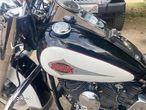 Harley-Davidson Softail Heritage Classic - 4