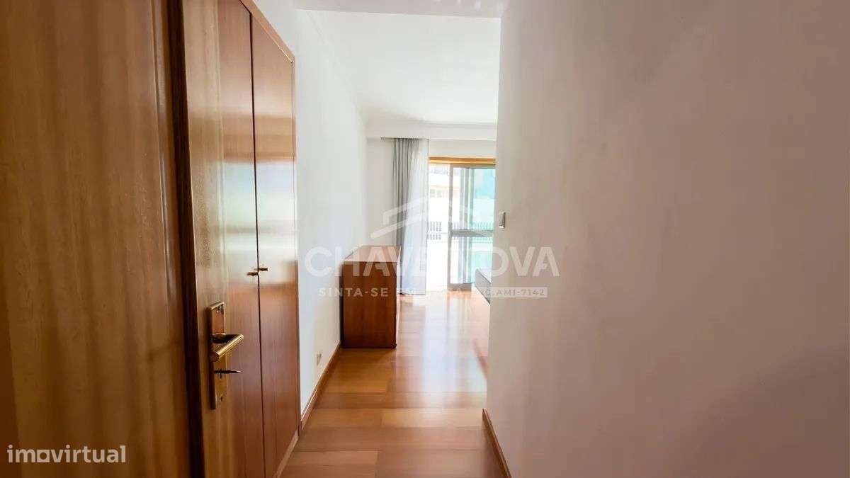 Apartamento T2 Mobilado c/ Lugar de Garagem em Oliveira do Douro-21