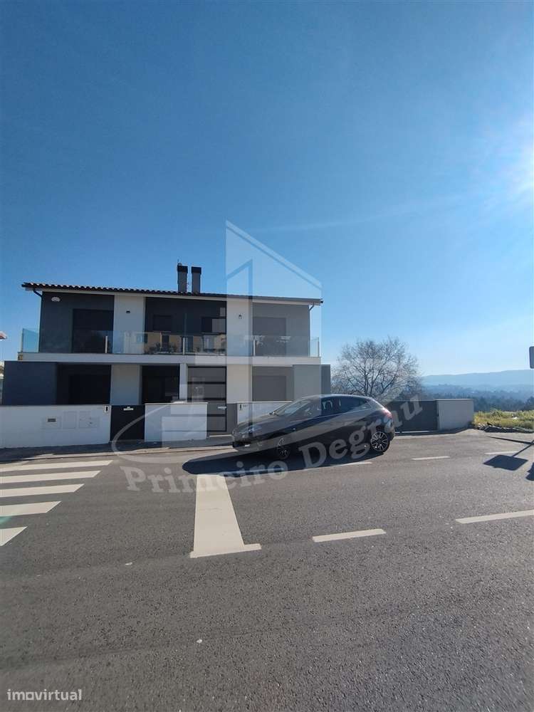 Terreno para construção próximo do Centro de Vila Verde - Grande imagem: 4/15