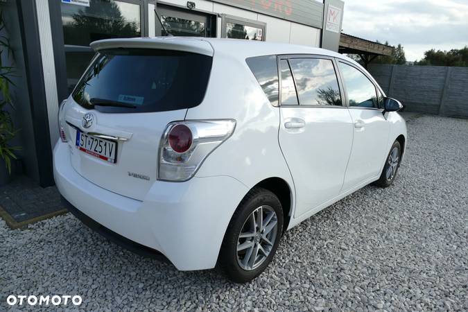 Toyota Verso 1.6 D-4D Active - 6