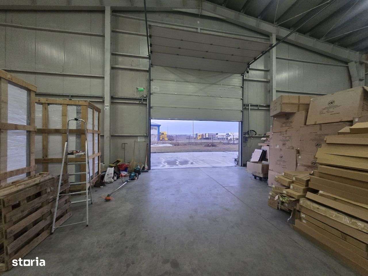 Vanzare hală situată în Oradea, Parcul Industrial Borș, Bihor. - Imagine principală: 5/16