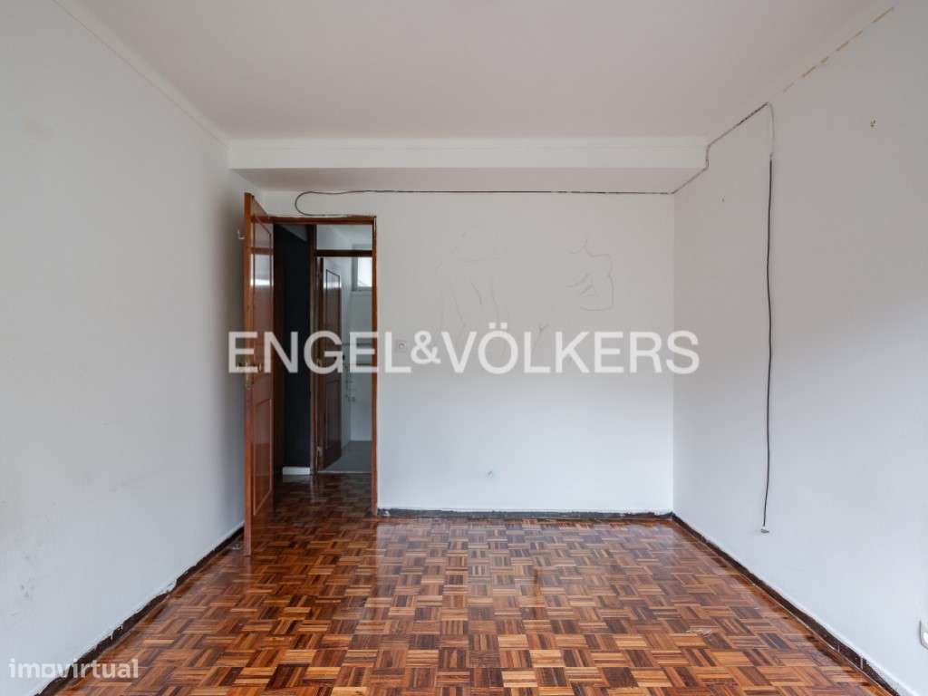 Apartamento T3 no Monte da Caparica-18