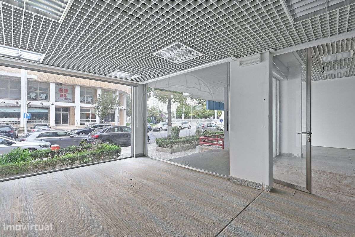 Loja  para arrendamento - Grande imagem: 3/26