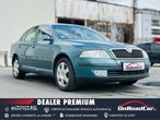 Skoda Octavia 1.6 FSI Elegance Aut - 1
