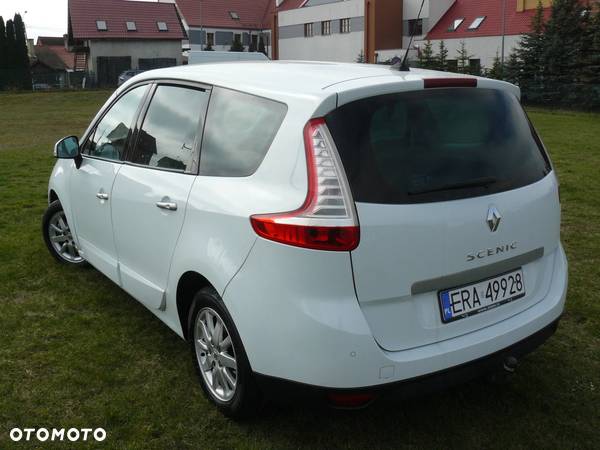 Renault Scenic 1.9 dCi Privilege - 5