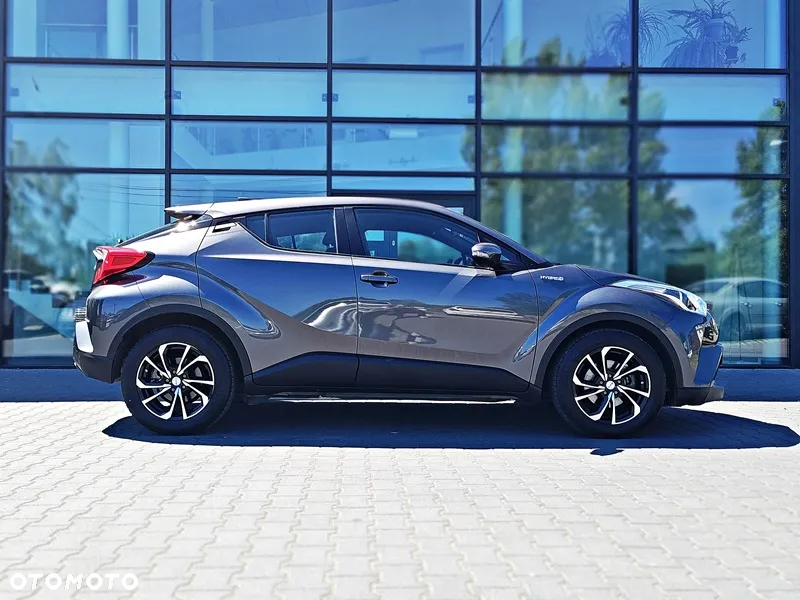 Toyota C-HR - 7