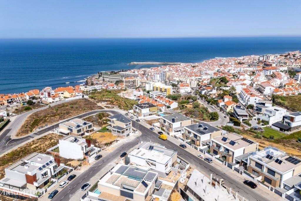 Moradia T4 de Luxo com Vista Mar: O Seu Refúgio Na Ericeira!-12