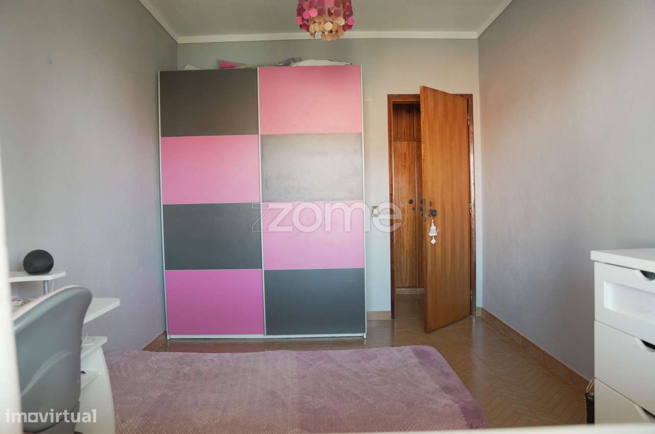 Moradia T4 com 266 m² de construção, e vista para o Castelo de Palm...-13