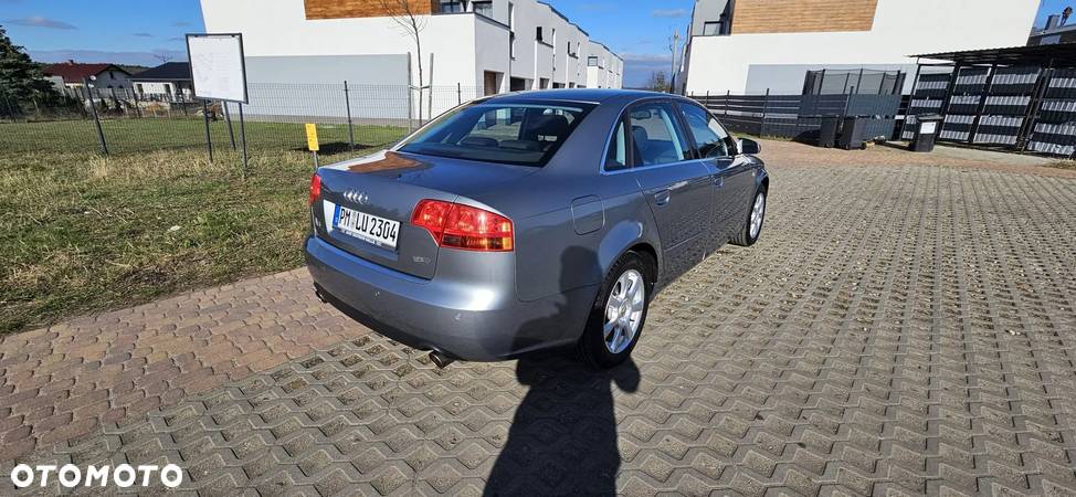 Audi A4 - 5