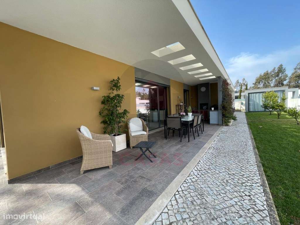 Moradia térrea com piscina na Foz do Arelho - Grande imagem: 5/34