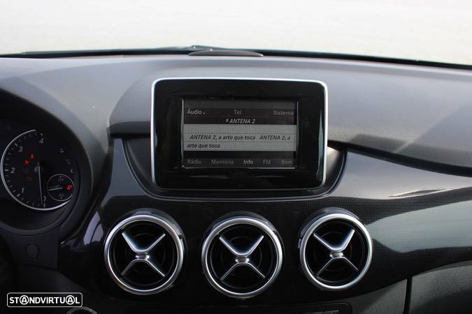 Mercedes-Benz B 180 CDi BlueEfficiency - 12