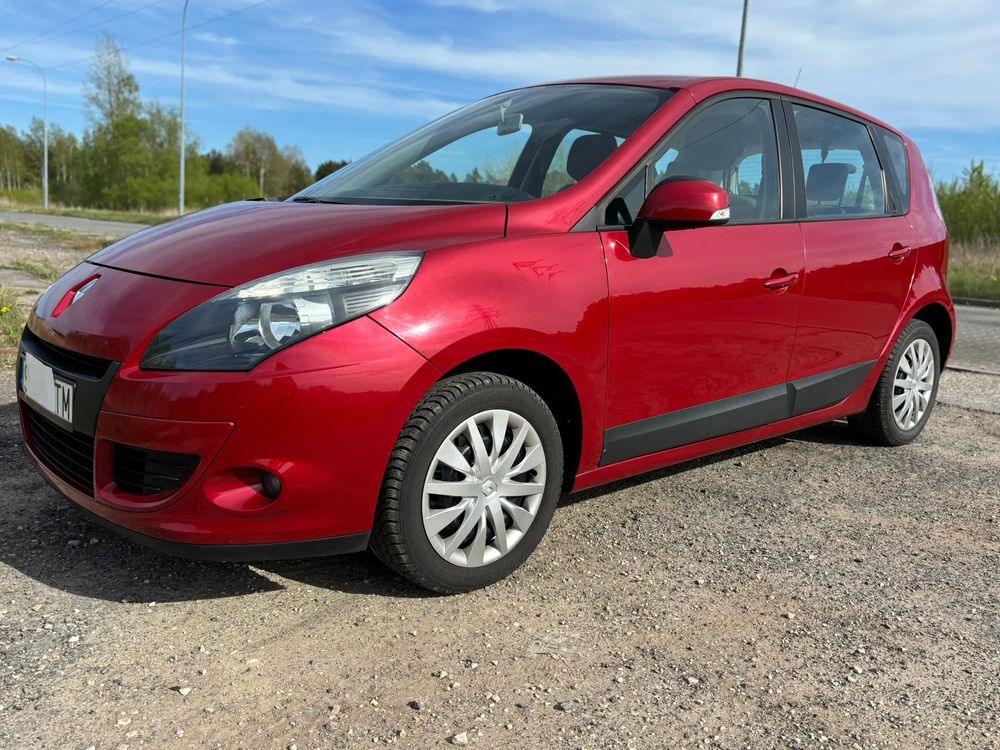 Renault Scenic III 1.6 16V Expression 2009