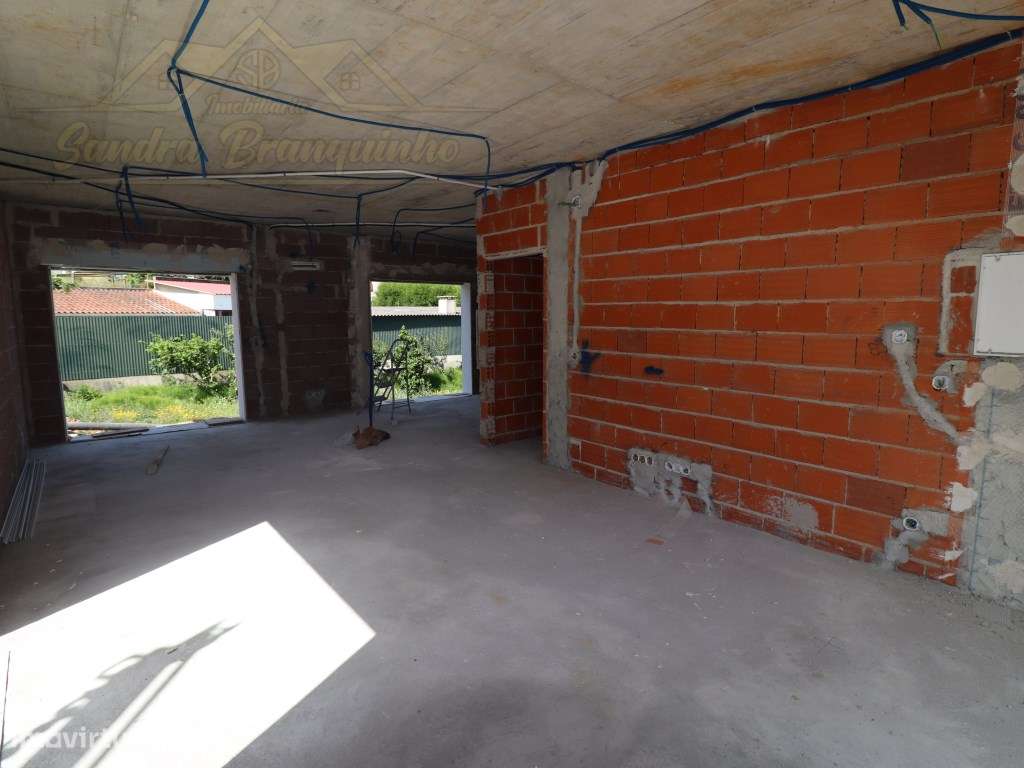 Moradia T3 NOVA estilo CONTEMPORÂNEO-38