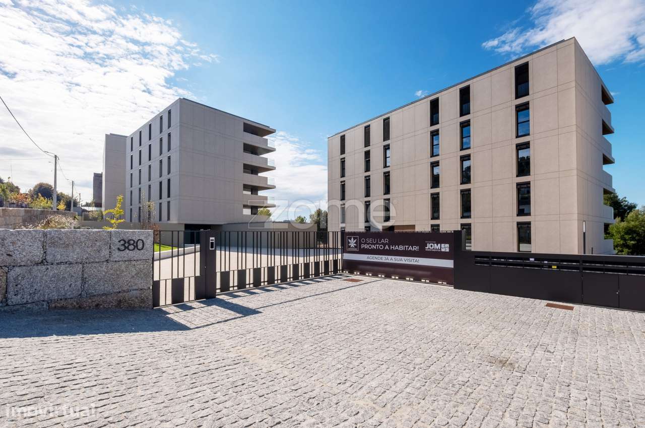 Apartamento T1 novo no Condomínio Castanheiro - Urgezes, Guimarães - Grande imagem: 1/31