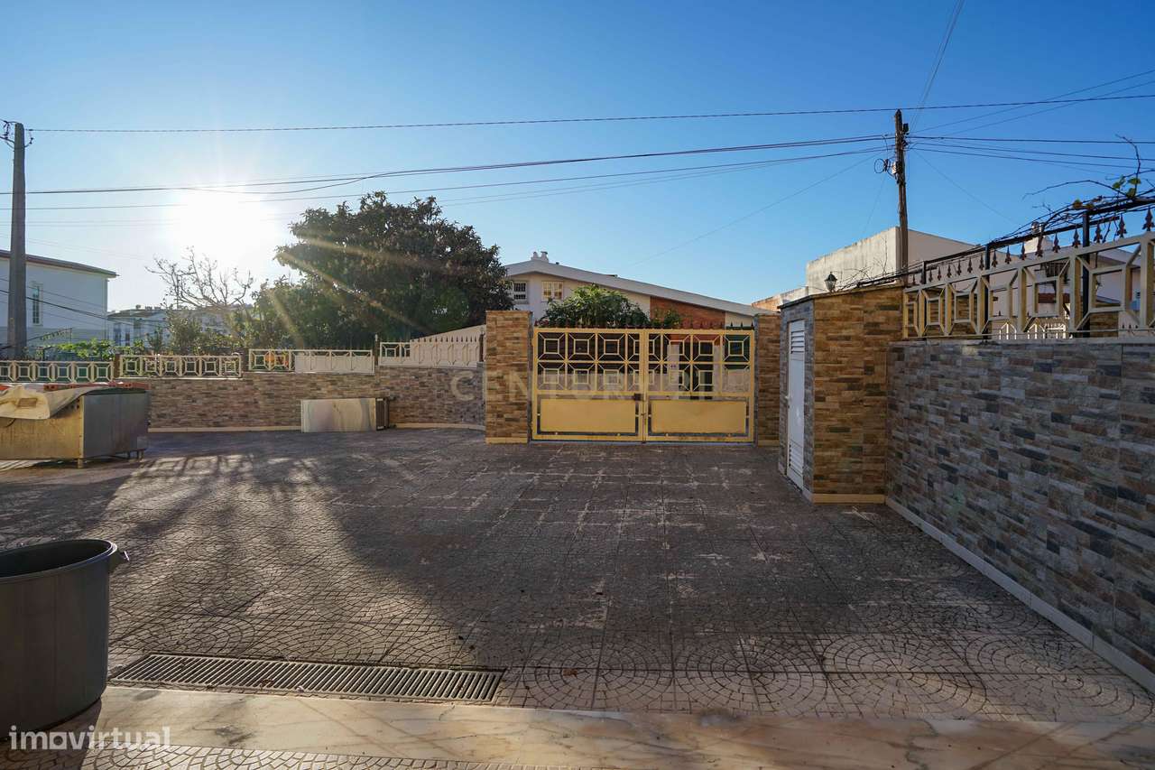 Moradia  T5 |Rio de Mouro com área bruta de construção 550m2, numa zon - Grande imagem: 5/60