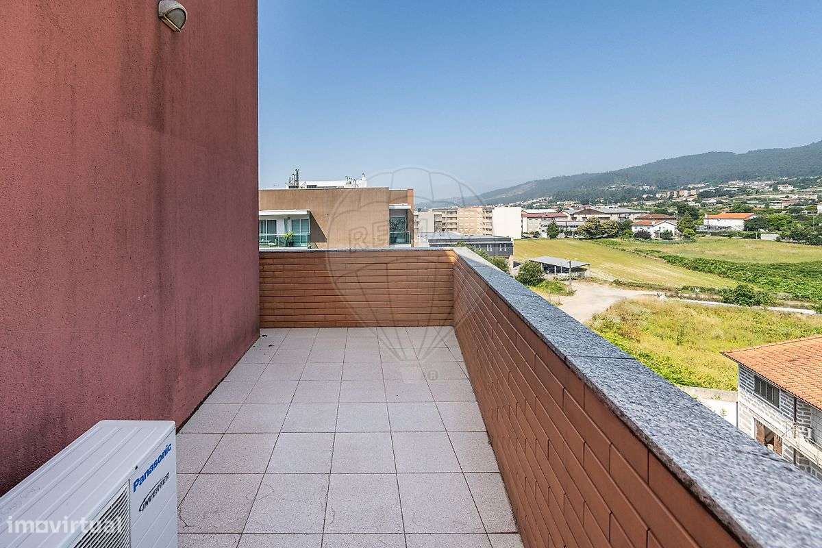 Apartamento T4 para venda-24