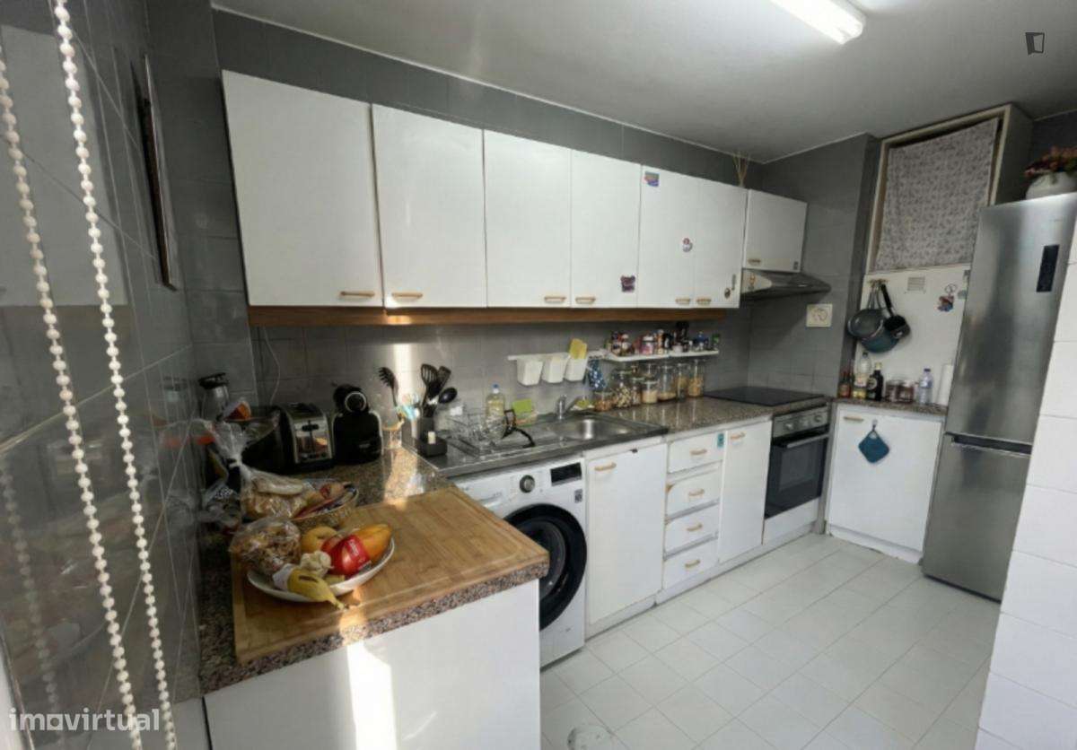 Apartamento com 2 quartos - localizado em Senhora da Hora Porto - Grande imagem: 2/6