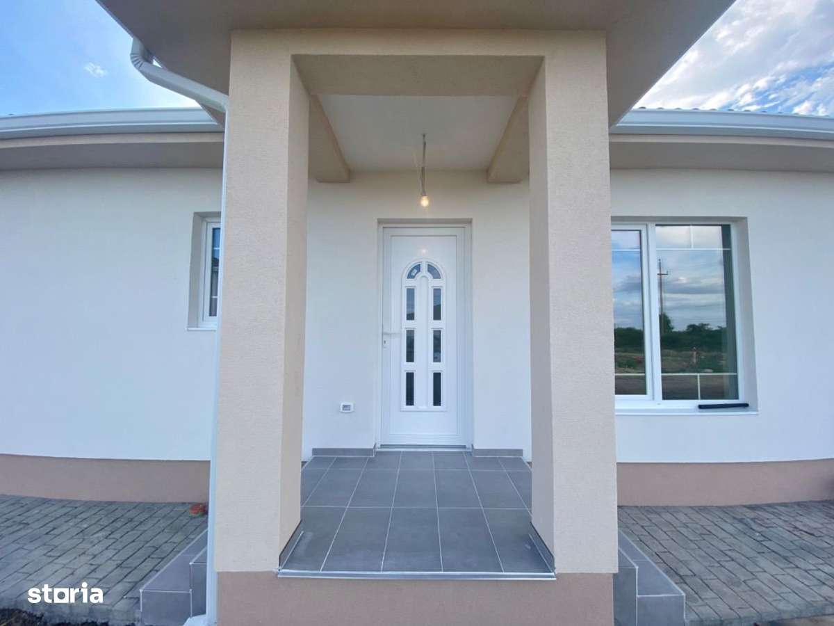 Direct Dezvoltator: Duplex pe Parter cu Master Bedroom in Remetea Mare - Imagine principală: 4/17