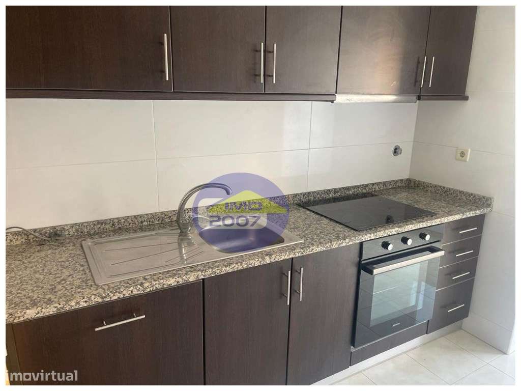 Apartamento T2 em Canelas-3