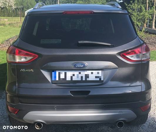 Ford Kuga 2.0 TDCi FWD Titanium - 10