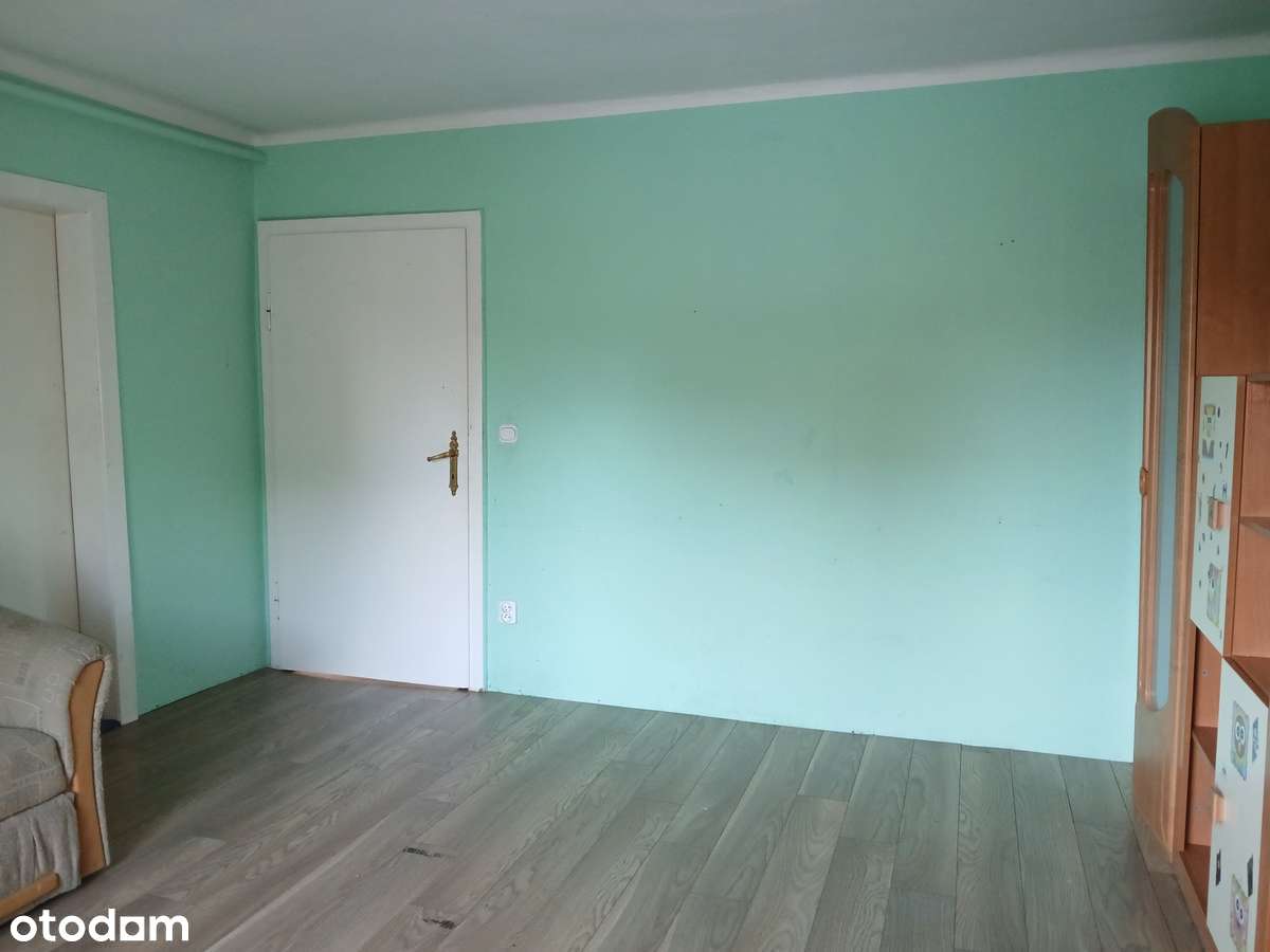 Dom z garażem i dużym ogrodem !-10