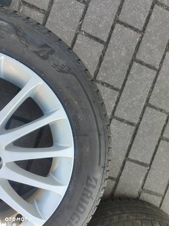 Toyota Yaris 1.33 Premium - 31