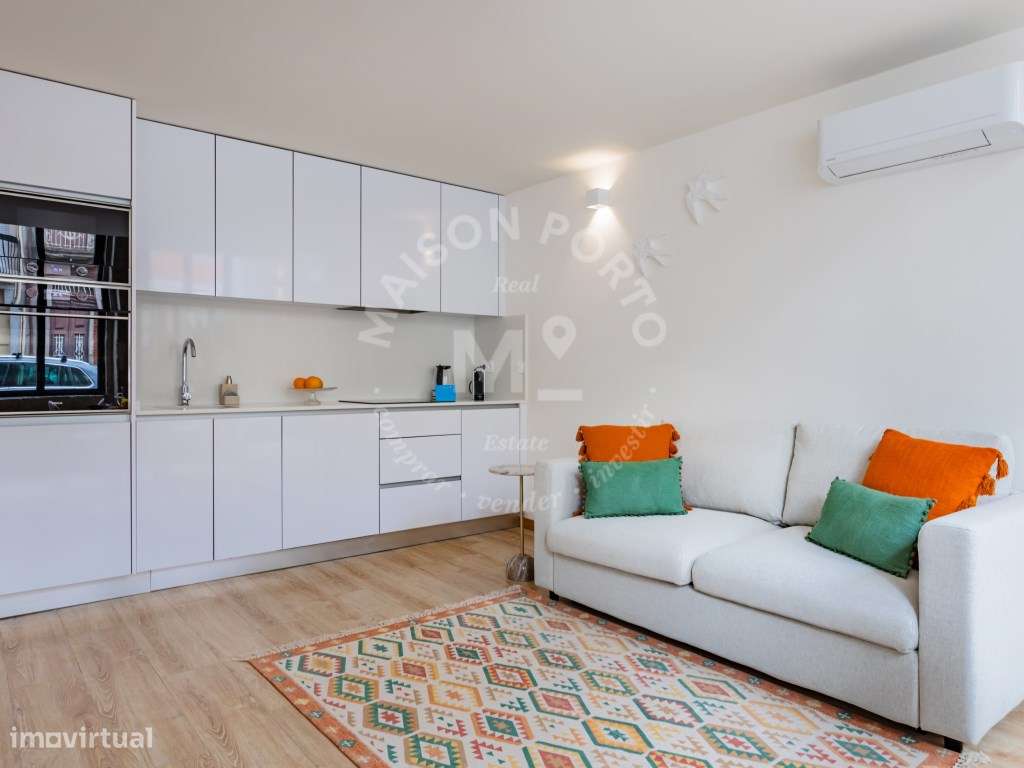 Apartamento T1 Duplex Totalmente Equipado e Mobilado no Bonfim, Porto-9