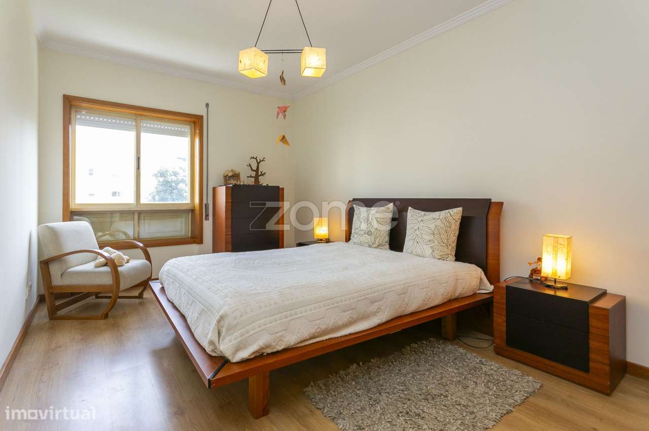 Apartamento T2+1 Arrendamento com garagem fechada, em Paranhos - Grande imagem: 3/31