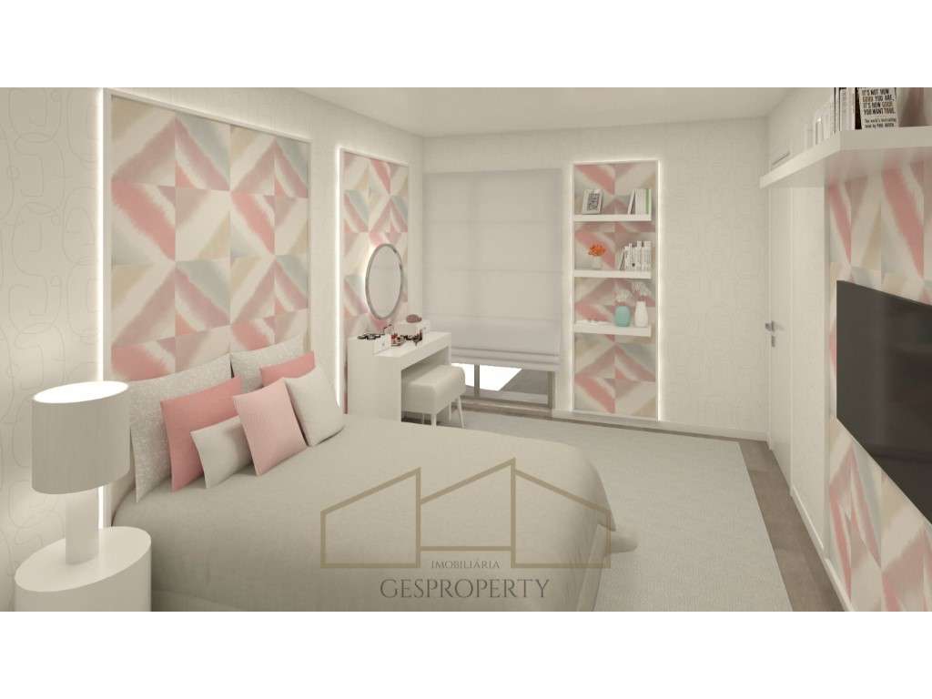 Moradia T4 em Fernão Ferro-22