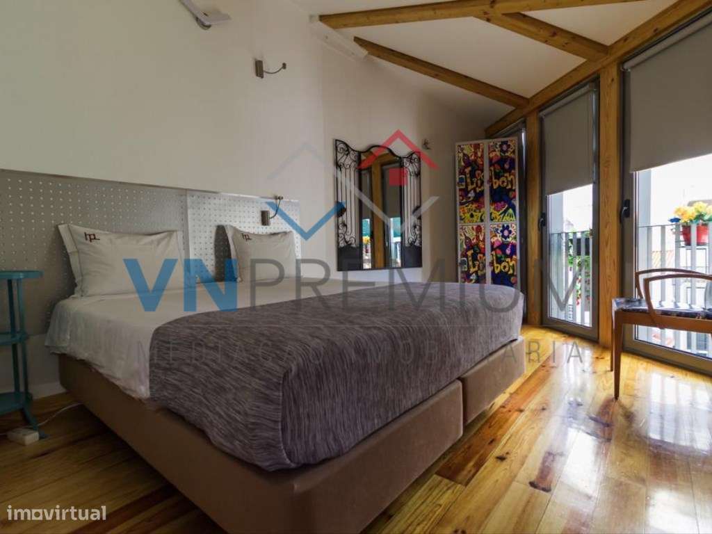 Charmoso Hostel a venda em Lisboa junto ao terminal dos Barcos de C...-7