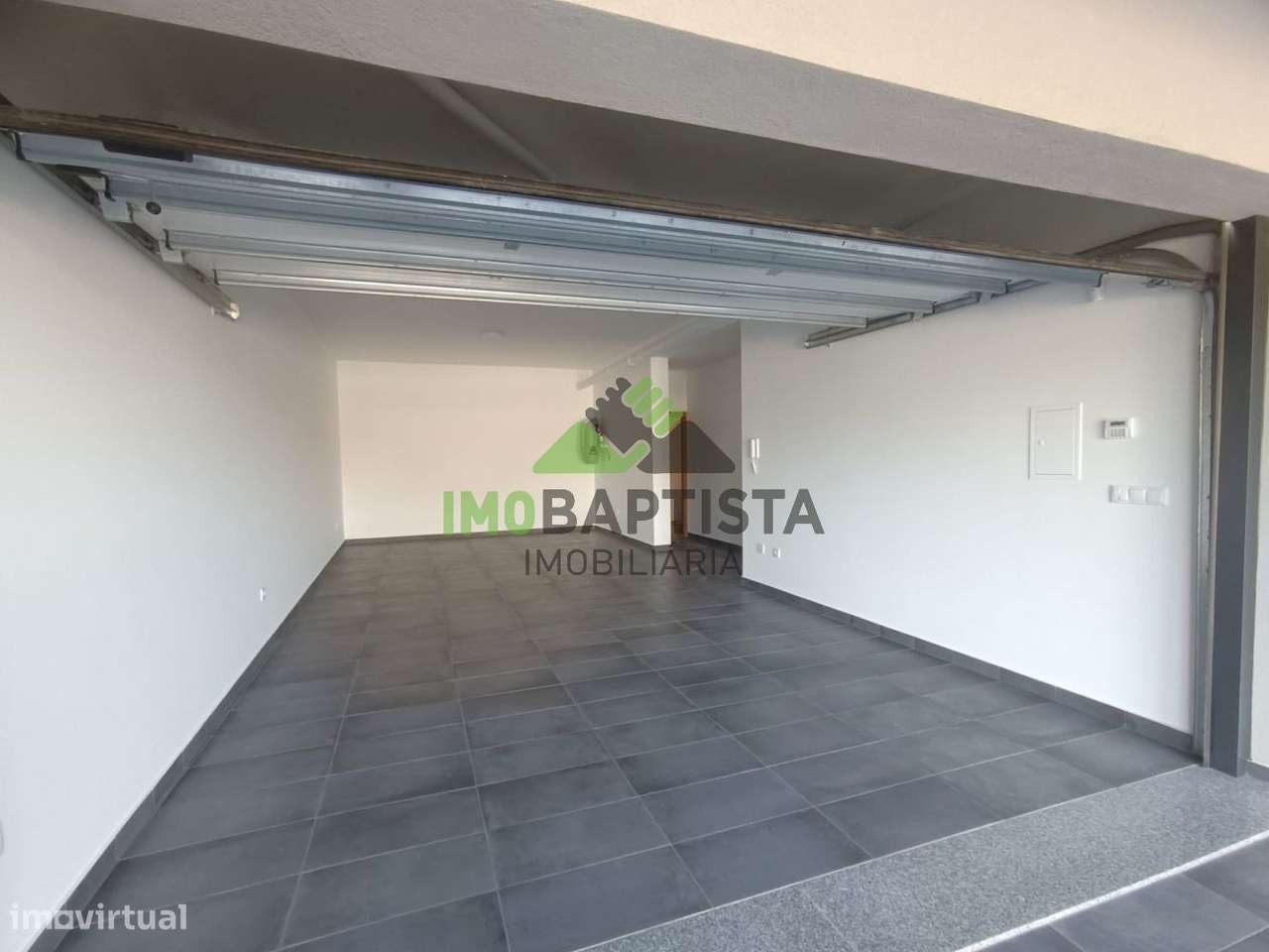 Moradia V3 Nova em Lobão-19