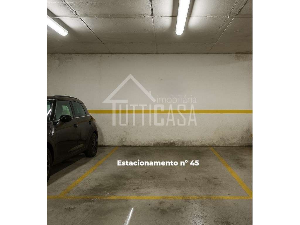 Parqueamento de 1 lugar na Venda do Pinheiro - Grande imagem: 2/5