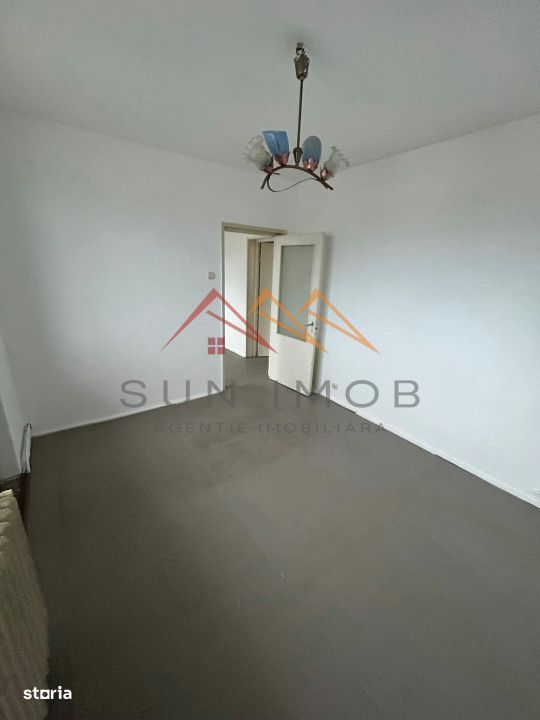 Apartament 3 camere, semidecomandat, 60mp, centrala termica, termopan