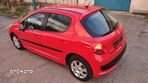 Peugeot 207 1.4 16V Trendy - 8