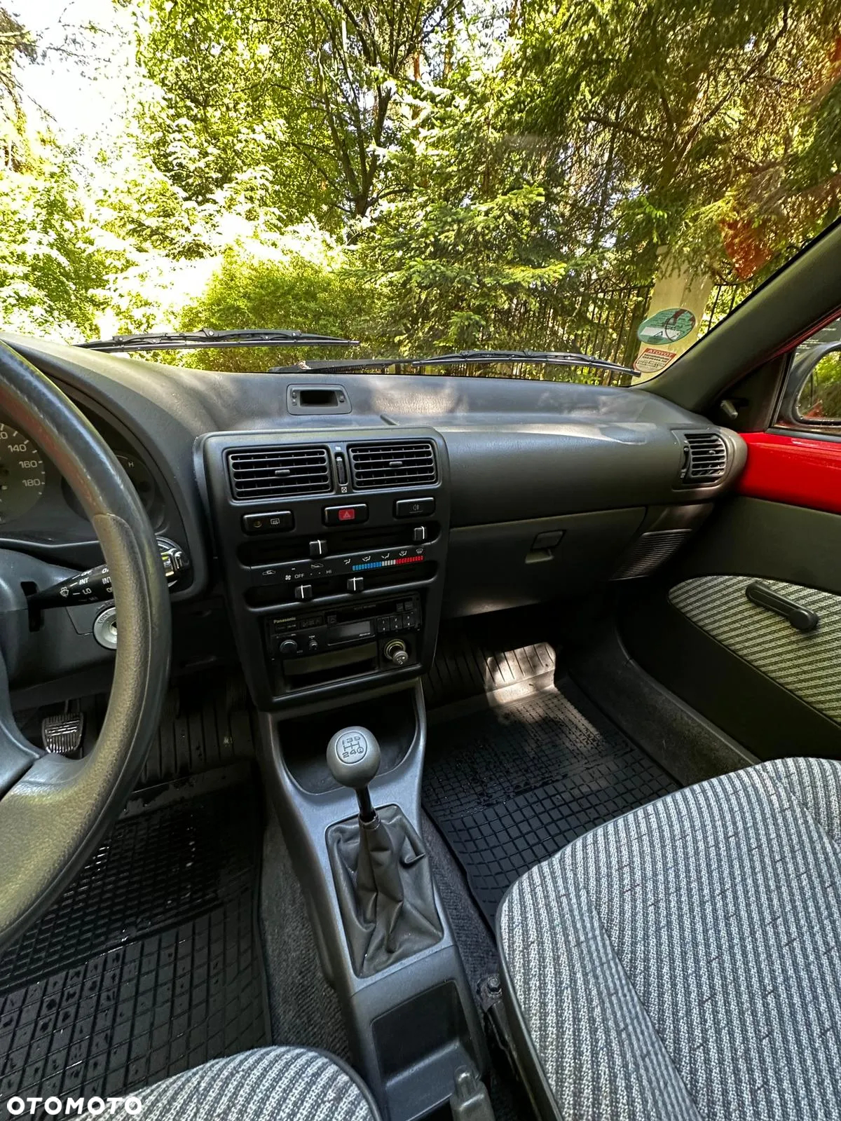 Toyota Starlet 1.3 XLi - 17