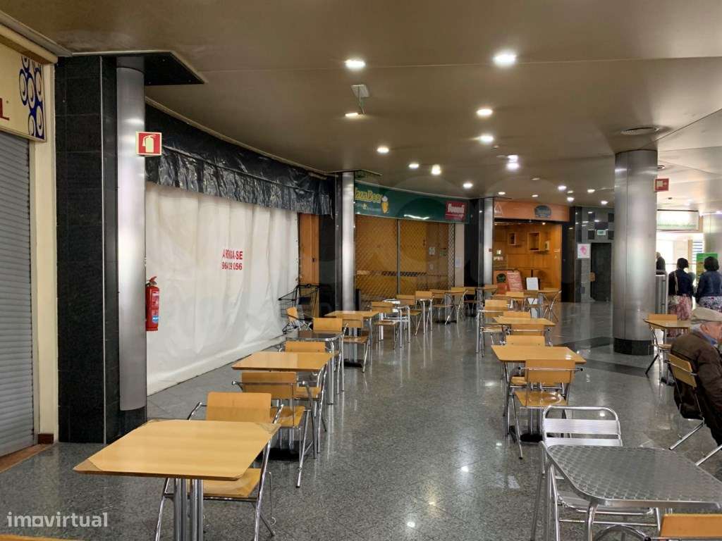 Loja na Cidade da Maia, Porto - Grande imagem: 2/3